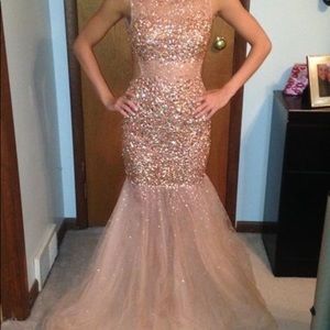 Forma dress